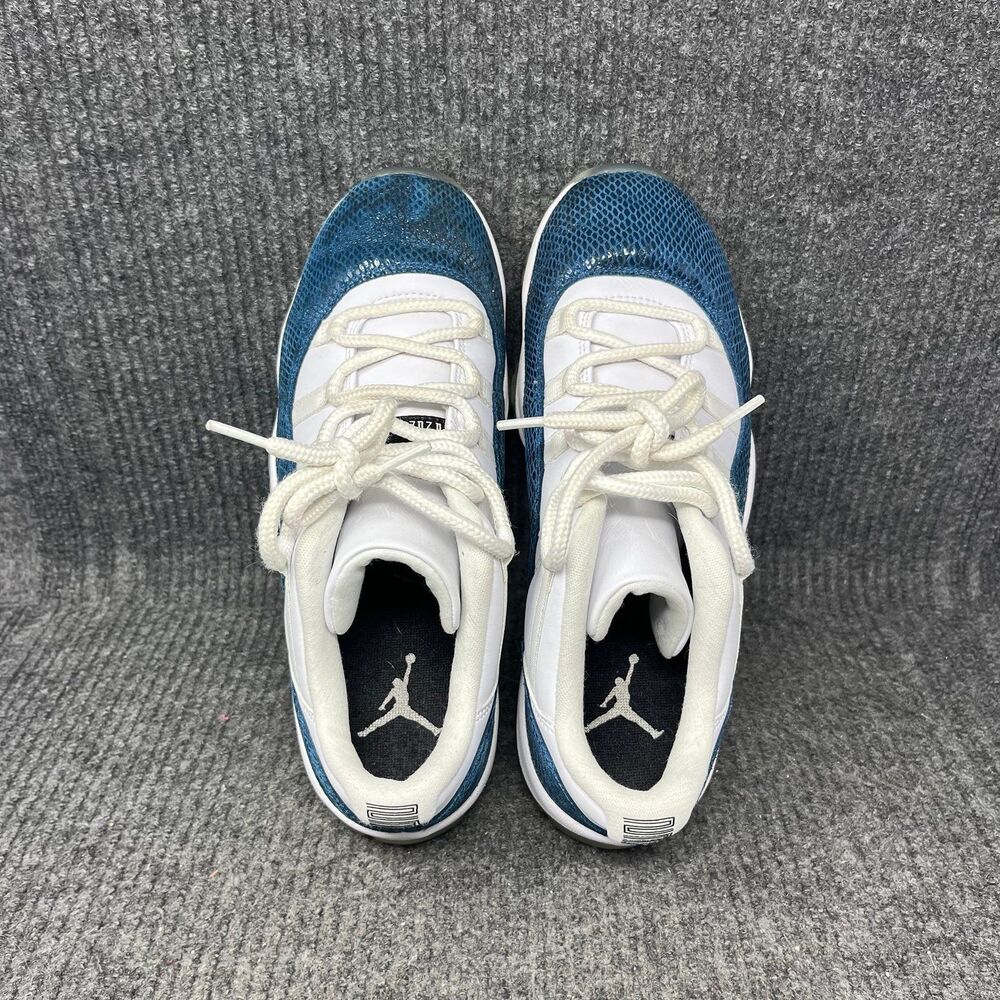 Nike Air Jordan 11 Retro Low Snakeskin Navy Blue White Mens 9.5 CD6846-102 - Picture 7 of 8